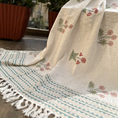 Ikkat Charm Block Printed Throw Blanket